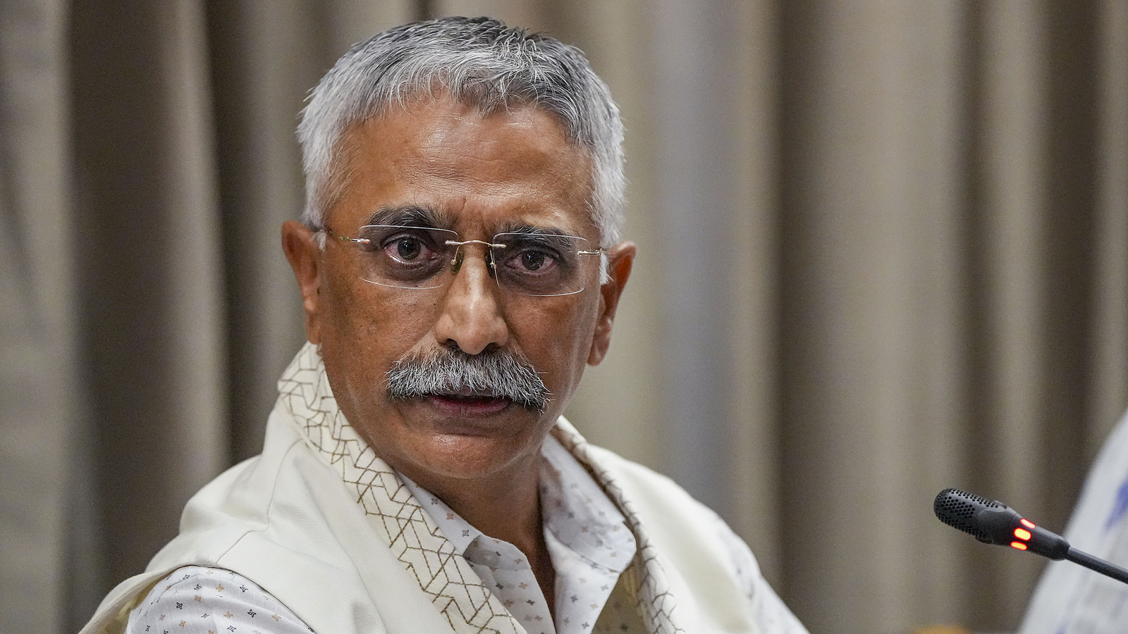 Involvement of foreign agencies cannot be ruled out: Ex-army chief on Manipur - Vimarsana News