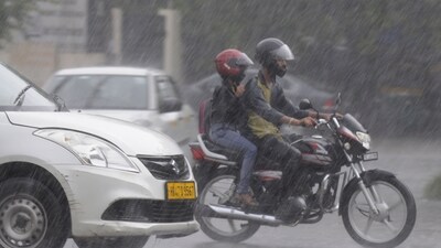 Kaushambi, Kushinagar and Deoria districts received almost 70 per cent less rainfall as compared to their Long Period Average (LPA). (Photo by Parveen Kumar/Hindustan Times)