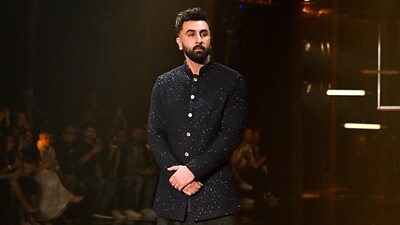 The highlight of Ranbir Kapoor's look was his pants that featured elements inspired by the lungi. (ANI) The highlight of Ranbir Kapoor's look was his pants that featured elements inspired by the lungi. (ANI)