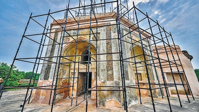 The tomb of Muhammad Quli Khan is being conserved by the Delhi government's department of archaeology. (Raj K Raj/HT Photo) The tomb of Muhammad Quli Khan is being conserved by the Delhi government's department of archaeology. (Raj K Raj/HT Photo)