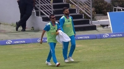 Kohli and Chahal could be seen trudging out during the 37th over (FanCode screenshot) Kohli and Chahal could be seen trudging out during the 37th over (FanCode screenshot)