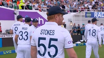 Jonny Bairstow donning Ben Stokes' jersey ahead of Day 3 in fifth Test (Twitter) Jonny Bairstow donning Ben Stokes' jersey ahead of Day 3 in fifth Test (Twitter)