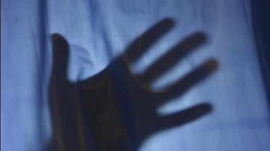 The victim said that the accused took her to a hotel near Subhani Building Chowk and the two along with another friend raped her repeatedly. (Getty Images/iStockphoto)
