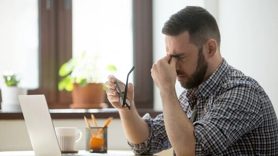 Avoid touching your eyes: Avpid touching your eyes can since that can increase the risk of transmitting infections. Wash your hands before and after touching your eyes or use a tissue.&nbsp;(Freepik)