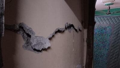 Thane, India - July, 30, 2023: Zoha Building, Near Moti Bagh Almas Colony Road, Mumbra. At this place, the pillars of Zoha Building 'C' Wing (Ground + 8 storey building, 15 to 20 years old building) are cracked and the building is in dangerous condition , in Thane, in Mumbai, India, on,Sunday, July, 30, 2023. ( Praful Gangurde / HT Photo ) Thane, India - July, 30, 2023: Zoha Building, Near Moti Bagh Almas Colony Road, Mumbra. At this place, the pillars of Zoha Building 'C' Wing (Ground + 8 storey building, 15 to 20 years old building) are cracked and the building is in dangerous condition , in Thane, in Mumbai, India, on,Sunday, July, 30, 2023. ( Praful Gangurde / HT Photo )