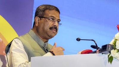 Union Minister for education, skill development and entrepreneurship Dharmendra Pradhan addresses the valedictory function of the 2nd Akhil Bhartiya Shiksha Samagam, in New Delhi (PTI)
