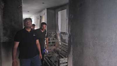 Zirakpur station fire officer Jaswant Singh said the fire was doused by residents using a fire extinguisher. (HT Photo)