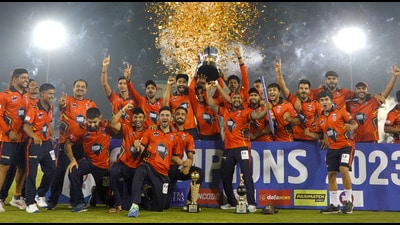 BLV Blasters lifted the trophy of Sher-e-Punjab T20 Cup by beating Agri Kings Knights by eight wickets in the finals at IS Bindra PCA Stadium in Mohali. (Keshav Singh/HT) BLV Blasters lifted the trophy of Sher-e-Punjab T20 Cup by beating Agri Kings Knights by eight wickets in the finals at IS Bindra PCA Stadium in Mohali. (Keshav Singh/HT)