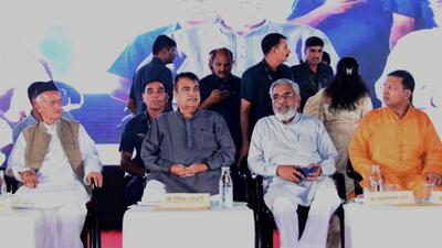 Nitin Gadkari at Bharat International Cultural Centre in Gurugram on Monday. (Parveen Kumar/HT Photo) Nitin Gadkari at Bharat International Cultural Centre in Gurugram on Monday. (Parveen Kumar/HT Photo)