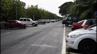 The finance and contract committee of the Chandigarh municipal corporation decided to set aside ₹6.4 lakh for repair and renovation of Sewa Kendra in Sector 25, apart from ₹16.99 lakh for augmenting the street light system on V-4 roads in Sector 8-B. (HT File for representation) The finance and contract committee of the Chandigarh municipal corporation decided to set aside ₹6.4 lakh for repair and renovation of Sewa Kendra in Sector 25, apart from ₹16.99 lakh for augmenting the street light system on V-4 roads in Sector 8-B. (HT File for representation)
