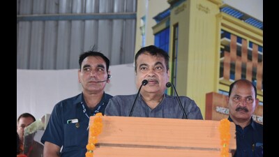Union minister Nitin Gadkari in Gurugram on Monday. (Parveen Kumar/HT) Union minister Nitin Gadkari in Gurugram on Monday. (Parveen Kumar/HT)