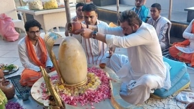Sanjay Dutt posted photos from pooja. Sanjay Dutt posted photos from pooja.