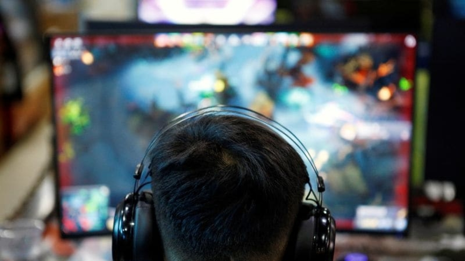 Online gaming services, advertisements brought under I&B ministry - Vimarsana News