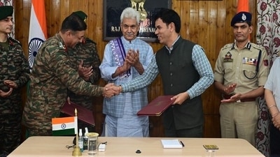 Defence land at Tattoo Ground in J&K to be developed for tourism, MoD signs MoU with MHA. (PTI photo ) Defence land at Tattoo Ground in J&K to be developed for tourism, MoD signs MoU with MHA. (PTI photo )