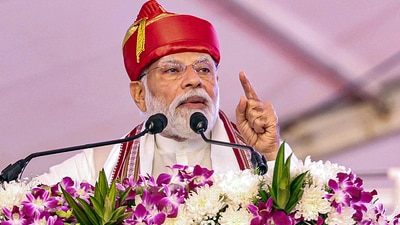 Prime Minister Narendra Modi addresses the Lokmanya Tilak National Award ceremony, in Pune, Tuesday. (PTI) Prime Minister Narendra Modi addresses the Lokmanya Tilak National Award ceremony, in Pune, Tuesday. (PTI)