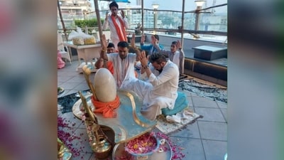 The pictures showcased the presence of several pandits. Sanjay Kapoor graced the pooja wearing an all-white kurta pyjama ensemble and appeared deeply involved in the sacred rituals. (Instagram/@duttsanjay) The pictures showcased the presence of several pandits. Sanjay Kapoor graced the pooja wearing an all-white kurta pyjama ensemble and appeared deeply involved in the sacred rituals. (Instagram/@duttsanjay)