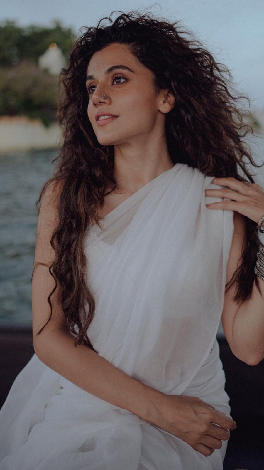 Taapsee_Pannu_5_Noteworthy_Stylish_Looks