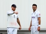 England's Ben Stokes speaks with James Anderson during the 5th Ashes Test