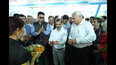 Himachal Pradesh chief minister SS Sukhu inaugurated the India International Hospitality Expo 2023 at the India Expo Mart in Greater Noida on Wednesday. (HT Photo) Himachal Pradesh chief minister SS Sukhu inaugurated the India International Hospitality Expo 2023 at the India Expo Mart in Greater Noida on Wednesday. (HT Photo)