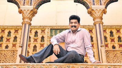 National Award-winning art director Nitin Chandrakant Desai worked in several Bollywood blockbusters including Lagaan, Devdas and Jodhaa Akbar. (Hindustan Times) National Award-winning art director Nitin Chandrakant Desai worked in several Bollywood blockbusters including Lagaan, Devdas and Jodhaa Akbar. (Hindustan Times)