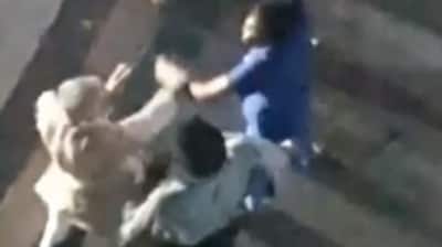 Woman thrashes man in Ghaziabad. (HT ) Woman thrashes man in Ghaziabad. (HT )