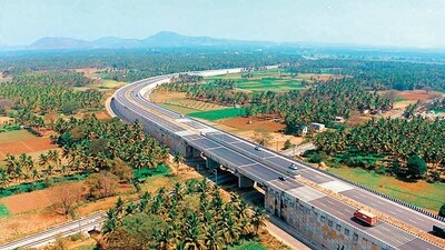 137 booked on day 1 after two and three wheeler ban on B'luru-Mysuru Eway 137 booked on day 1 after two and three wheeler ban on B'luru-Mysuru Eway