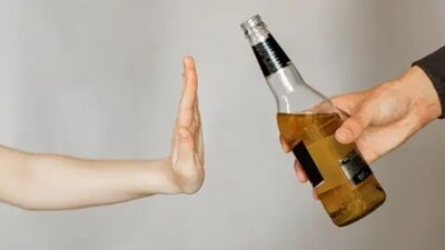 6. Limit alcohol consumption: Excessive alcohol intake can damage the liver. Moderation is key for those who choose to drink. (Unsplash) 6. Limit alcohol consumption: Excessive alcohol intake can damage the liver. Moderation is key for those who choose to drink. (Unsplash)