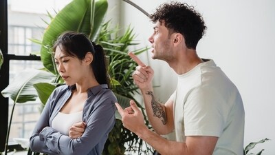 Secure ways to respond when we are triggered (Pexels ) Secure ways to respond when we are triggered (Pexels )
