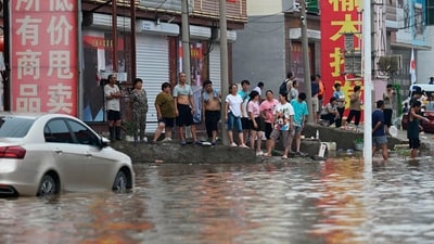 China’s weather bureau said high temperatures will continue over the next few days in parts of Xinjiang, Inner Mongolia and Gansu, threatening crops from cotton to corn. (AFP) China’s weather bureau said high temperatures will continue over the next few days in parts of Xinjiang, Inner Mongolia and Gansu, threatening crops from cotton to corn. (AFP)