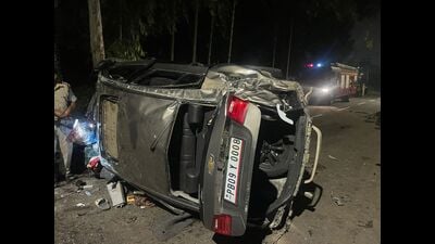 The injured were rushed to GMCH, Sector 32, Chandigarh, where doctors referred the driver to PGIMER due to his critical condition. (HT Photo)