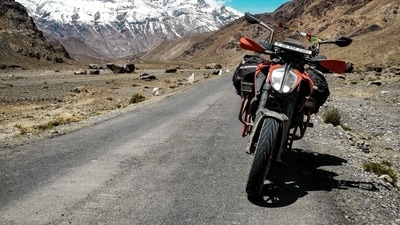 Spiti Valley, Himachal Pradesh: Located at an altitude of 12,500 feet above sea level, Spiti Valley has the best valleys and mountains to offer making your trip an unforgettable one. The snow-capped mountains, locals and friendly dogs everywhere will give you an experience that will make you want to come back again very soon. The best time to visit is between mid-May to mid-October. (Unsplash) Spiti Valley, Himachal Pradesh: Located at an altitude of 12,500 feet above sea level, Spiti Valley has the best valleys and mountains to offer making your trip an unforgettable one. The snow-capped mountains, locals and friendly dogs everywhere will give you an experience that will make you want to come back again very soon. The best time to visit is between mid-May to mid-October. (Unsplash)