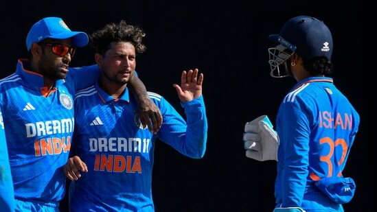 Team India players in action during the 3rd ODI (AFP)