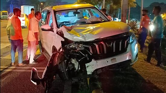 The SUV driver, Kulraj Singh Neol of Fazilka, was nabbed by onlookers and handed over to Panchkula police. (HT Photo)