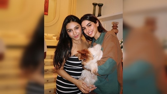 Khushi Kapoor's post also featured her friends Tanisha Santoshi and Muskan C and her pet dog Panda.&nbsp;(Instagram/@khushi05k)