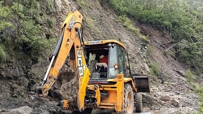 Rampur, July 29 (ANI): A JCB machine clears the pile of debris after a landslide occurred due to incessant rains, in Rampur, Himachal Pradesh on Saturday. (ANI Photo) (ANI) Rampur, July 29 (ANI): A JCB machine clears the pile of debris after a landslide occurred due to incessant rains, in Rampur, Himachal Pradesh on Saturday. (ANI Photo) (ANI)