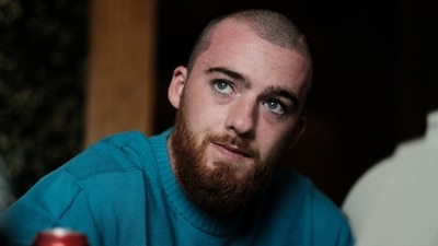 Actor Angus Cloud's tragic death possibly due to overdose revealed by his mother's 911 call. Social media mourns the loss of the Euphoria star. (via REUTERS)