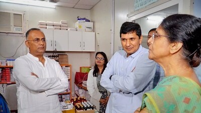 Delhi health minister Saurabh Bharadwaj and Karnataka health minister Dinesh Gundu Rao at a Mohalla Clinic, in New Delhi, Friday. (PTI) Delhi health minister Saurabh Bharadwaj and Karnataka health minister Dinesh Gundu Rao at a Mohalla Clinic, in New Delhi, Friday. (PTI)