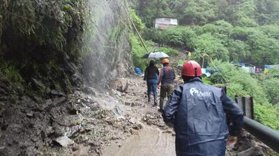 Teams engaged in search and rescue operation after the landslide incident near Gaurikund. (HT Photo) Teams engaged in search and rescue operation after the landslide incident near Gaurikund. (HT Photo)