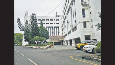 The telecom PSU made a second representation in July 2021, requesting the deletions and a change in the alignment of an internal road. It also submitted supporting documents and photographs showing the existing site. The BMC also submitted a report. (Vijay Bate/HT Photo) The telecom PSU made a second representation in July 2021, requesting the deletions and a change in the alignment of an internal road. It also submitted supporting documents and photographs showing the existing site. The BMC also submitted a report. (Vijay Bate/HT Photo)