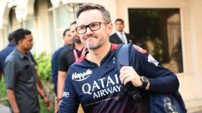 Mike Hesson's stint as the Director of Cricket of Royal Challengers Bangalore ended on Friday, Mike Hesson's stint as the Director of Cricket of Royal Challengers Bangalore ended on Friday,