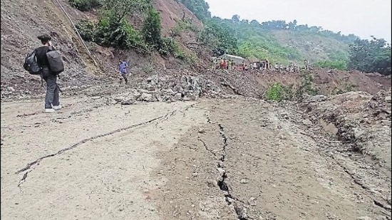 330 roads and two main four-lane roads including Kalka-Shimla have been closed in Himachal Pradesh due to rain-triggered landslides and flashfloods during the ongoing monsoons in the state, Himachal Pradesh, Public Works Department Minister, Vikramaditya Singh, on Thursday.&nbsp;(File Photo)