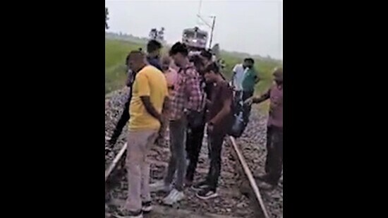 The spot where a farmer detected the rail fracture and stopped the train near Lalgopalganj in Prayagraj. (Sourced)