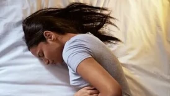 Morning anxiety is when we feel most anxious right after waking up in the morning. We feel a pit in the stomach and the overwhelming feeling of getting a lot done throughout the day grips us. We also feel that things are about to go wrong. We also get the feeling of heart racing right after we wake up.(Unsplash)