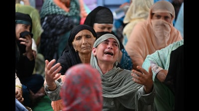 Relatives and neighbours mourn the death of rifleman Waseem Sarwar at his residence in Bandipora on Saturday. After the killing of three soldiers on Friday, the army has launched massive search operation to trace the attackers as officials believe they (militants) could be hiding in the Halan forests in south Kashmir’s Kulgam district. (Waseem Andrabi /HT) Relatives and neighbours mourn the death of rifleman Waseem Sarwar at his residence in Bandipora on Saturday. After the killing of three soldiers on Friday, the army has launched massive search operation to trace the attackers as officials believe they (militants) could be hiding in the Halan forests in south Kashmir’s Kulgam district. (Waseem Andrabi /HT)