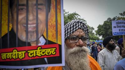 Victims of the 1984 anti-Sikh riots stage a protest against Congress leader Jagdish Tytler on Saturday. CBI has filed a charge sheet against Tytler in the Gurdwara Pul Bangash case. (Raj K Raj/HT Photo) Victims of the 1984 anti-Sikh riots stage a protest against Congress leader Jagdish Tytler on Saturday. CBI has filed a charge sheet against Tytler in the Gurdwara Pul Bangash case. (Raj K Raj/HT Photo)