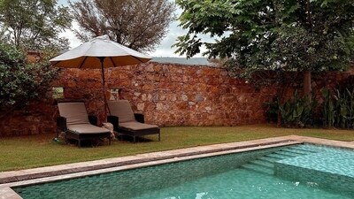 New holiday pictures shared by Samantha are proof her place of stay is built at a very beautiful, peaceful and serene location. She also has a private pool for herself. New holiday pictures shared by Samantha are proof her place of stay is built at a very beautiful, peaceful and serene location. She also has a private pool for herself. 