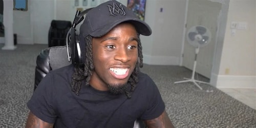 Kai Cenat has declared few PS5 giveaway at NYC (Twitch)