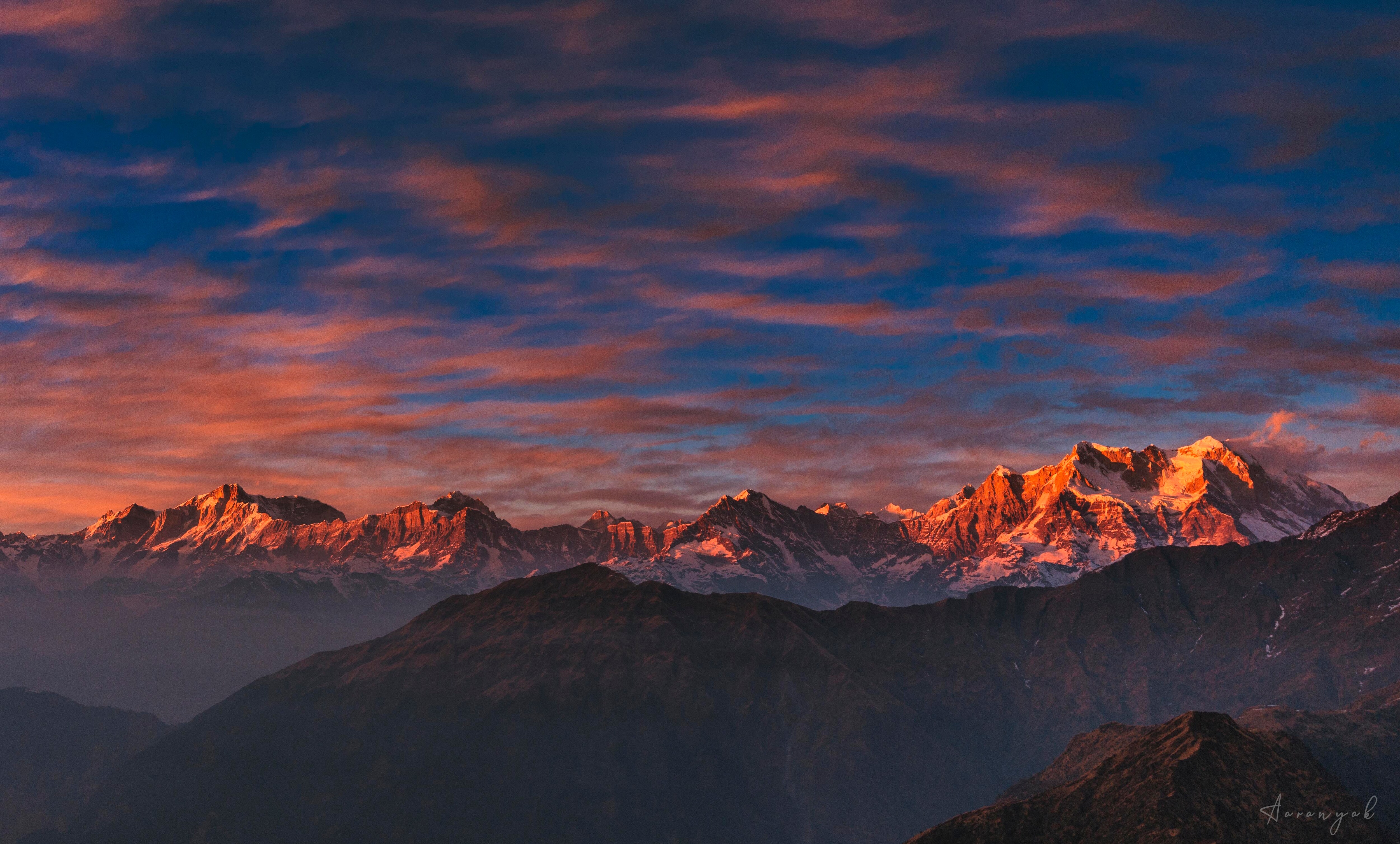 A sunset in the Himalayas (Kaushik Ghelani) A sunset in the Himalayas (Kaushik Ghelani)
