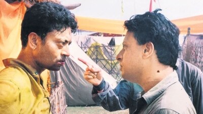 Tigmanshu Dhulia with his friend and actor Irrfan during the shoot of Haansil (2003). Tigmanshu Dhulia with his friend and actor Irrfan during the shoot of Haansil (2003).