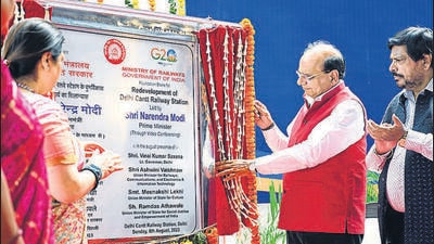 Union ministers of state Ramdas Athawale and Meenakashi Lekhi with Delhi lieutenant governor VK Saxena at the foundation stone-laying ceremony for the redevelopment of Delhi Cantonment railway station in New Delhi on Sunday. (ANI) Union ministers of state Ramdas Athawale and Meenakashi Lekhi with Delhi lieutenant governor VK Saxena at the foundation stone-laying ceremony for the redevelopment of Delhi Cantonment railway station in New Delhi on Sunday. (ANI)